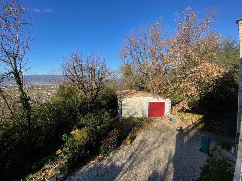 Maison à MONTELIMAR