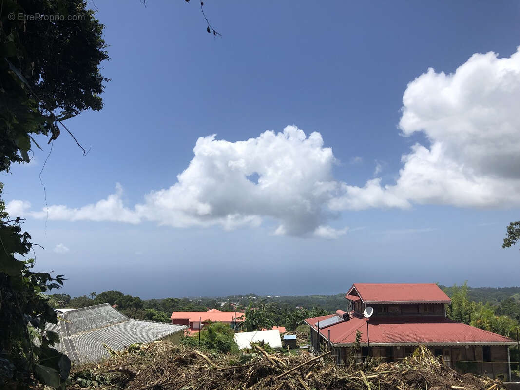 Terrain à SAINT-CLAUDE