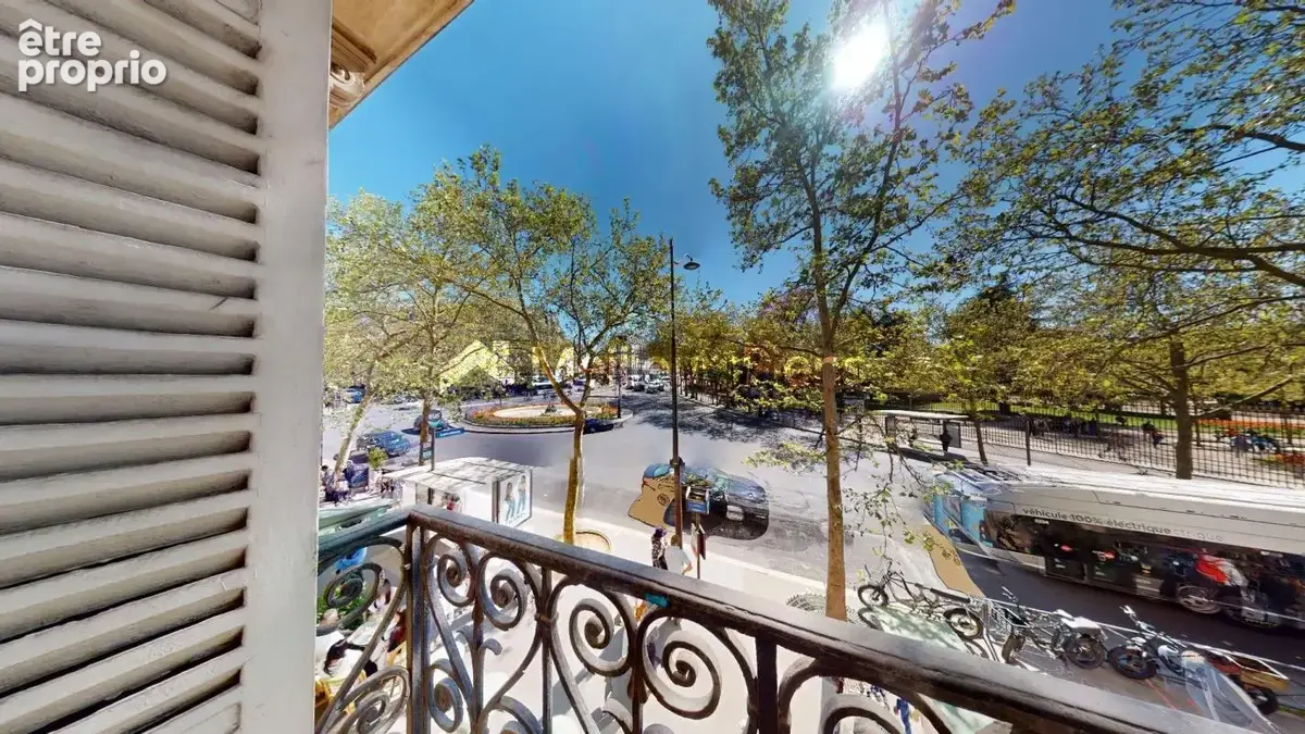 Exceptionnel Appartement F4 traversant face aux jardins du Luxembourg disposant de 3 chambres - photo 9