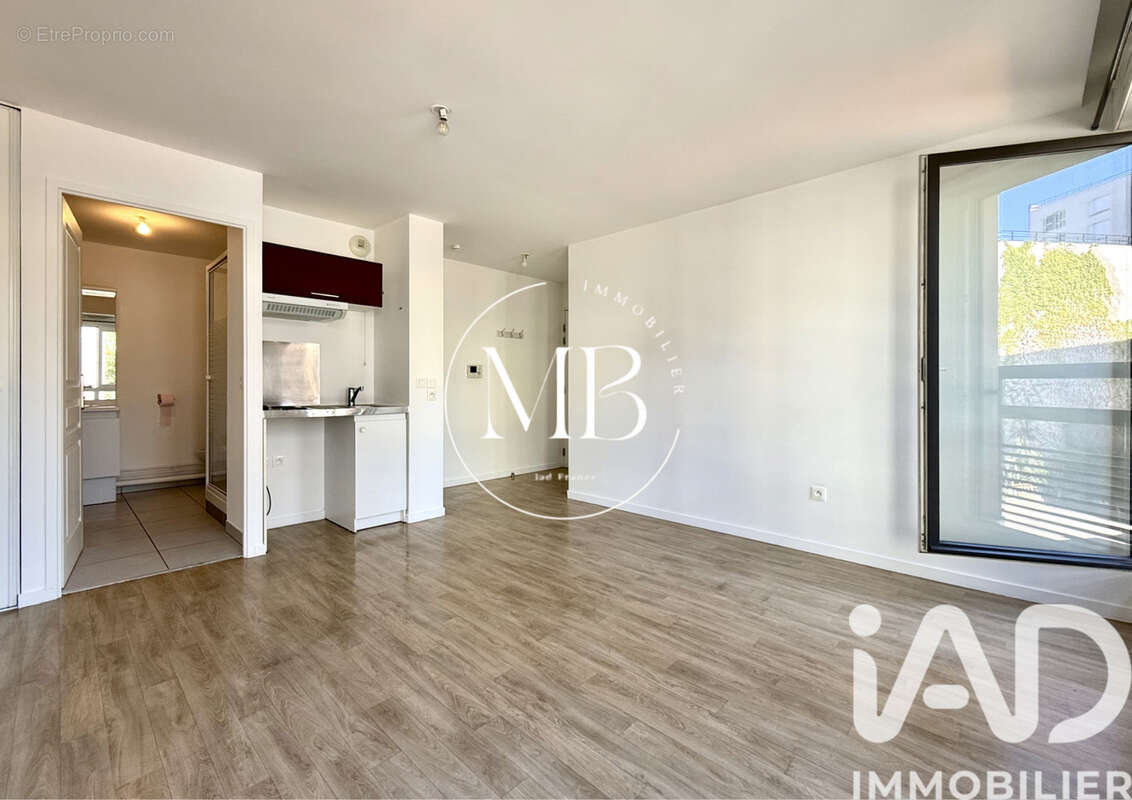 Photo 9 - Appartement à AUBERVILLIERS