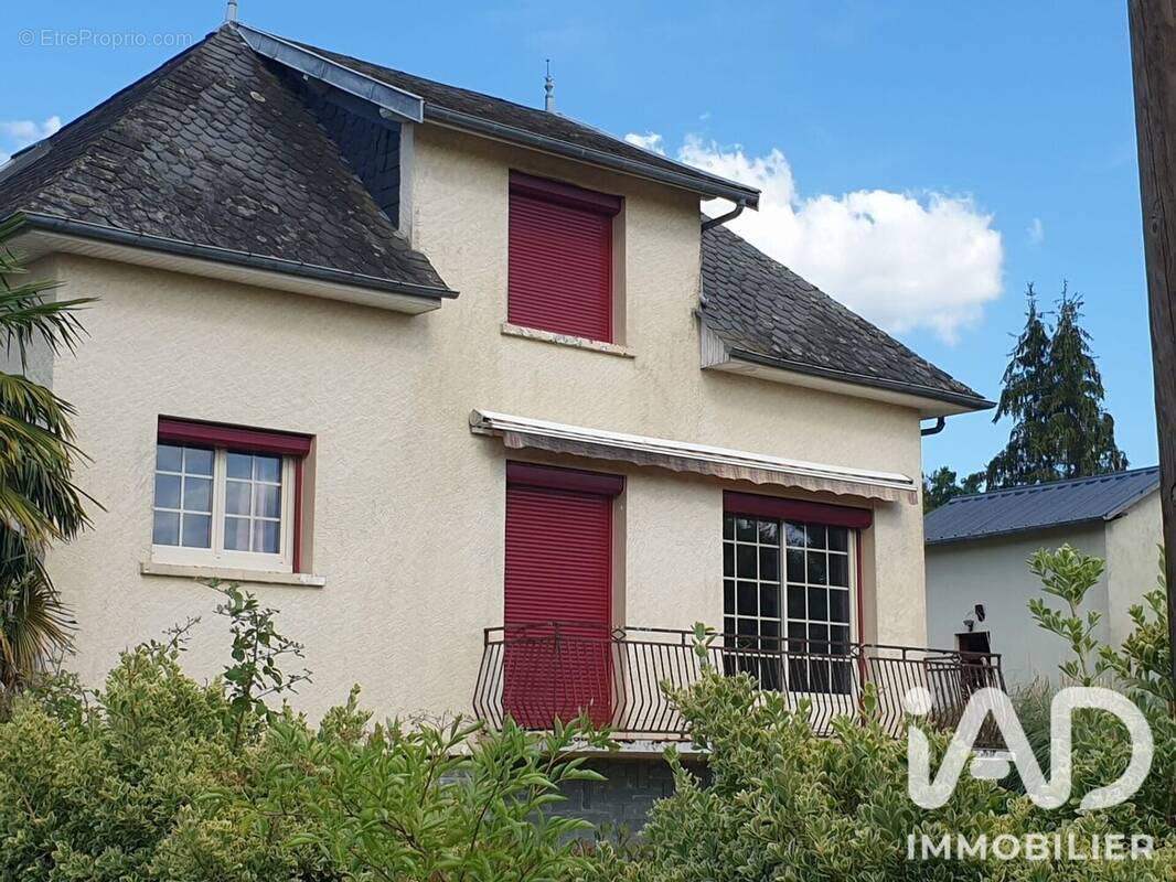 Photo 1 - Maison à SAINT-PARDOUX-L'ORTIGIER