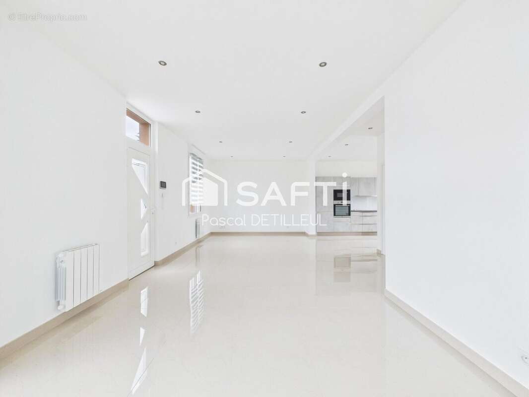 Photo 8 - Maison à NANTERRE