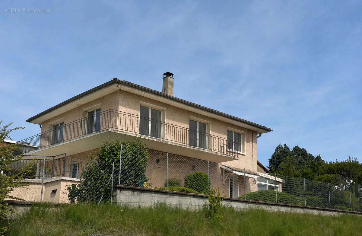 Maison à TERNAY