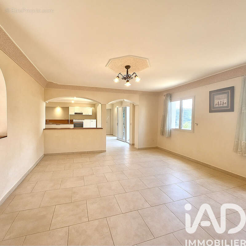 Photo 4 - Maison à SAINT-JEAN-DE-VEDAS