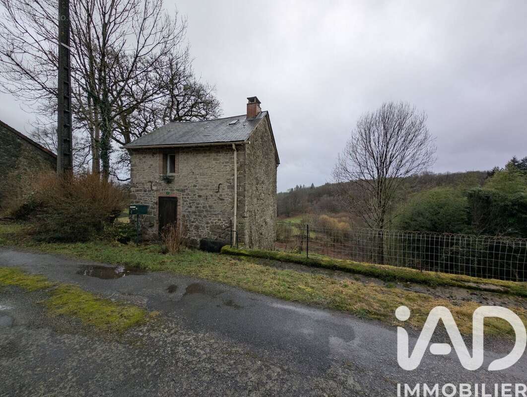 Photo 3 - Maison à CHATELUS-LE-MARCHEIX