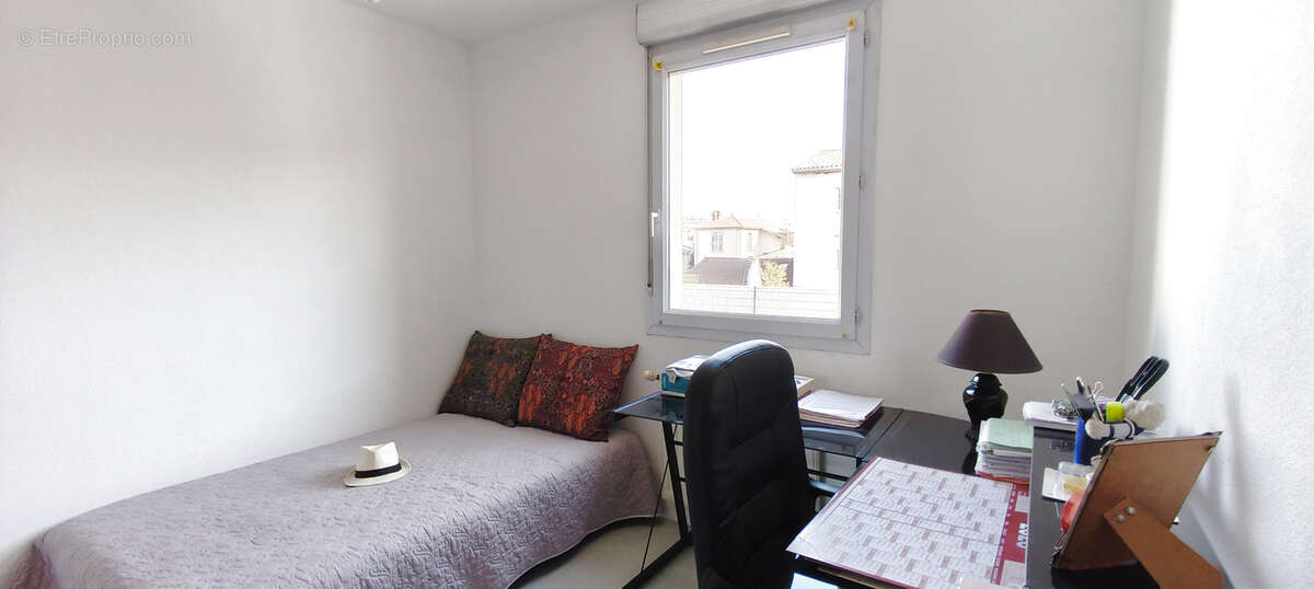 Appartement à BOURG-DE-PEAGE