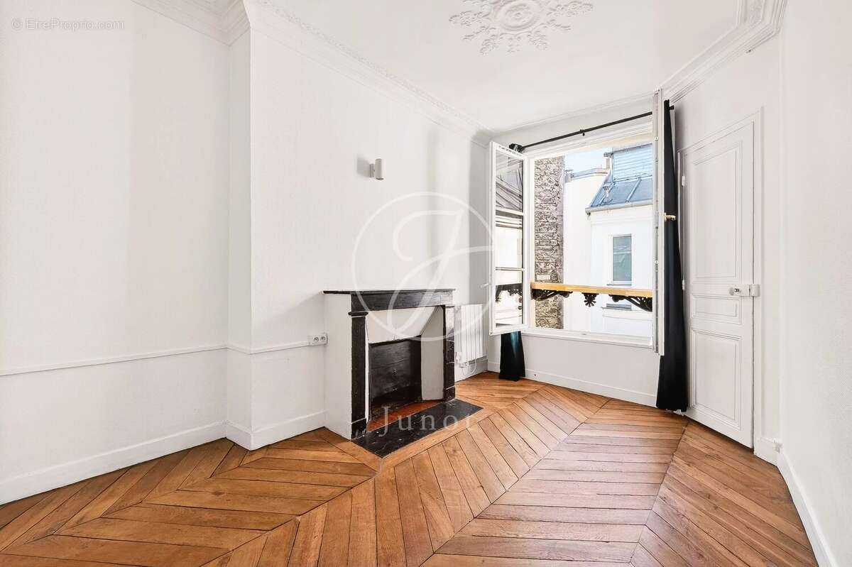 Appartement à PARIS-9E