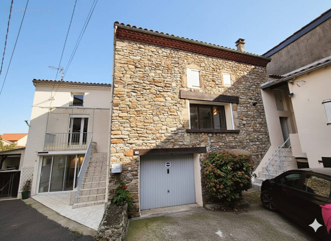 Maison à SAINTE-FLORINE