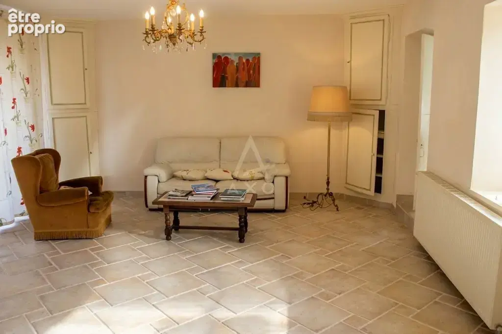 Demeure de caractère avec jardin et dépendances - photo 3