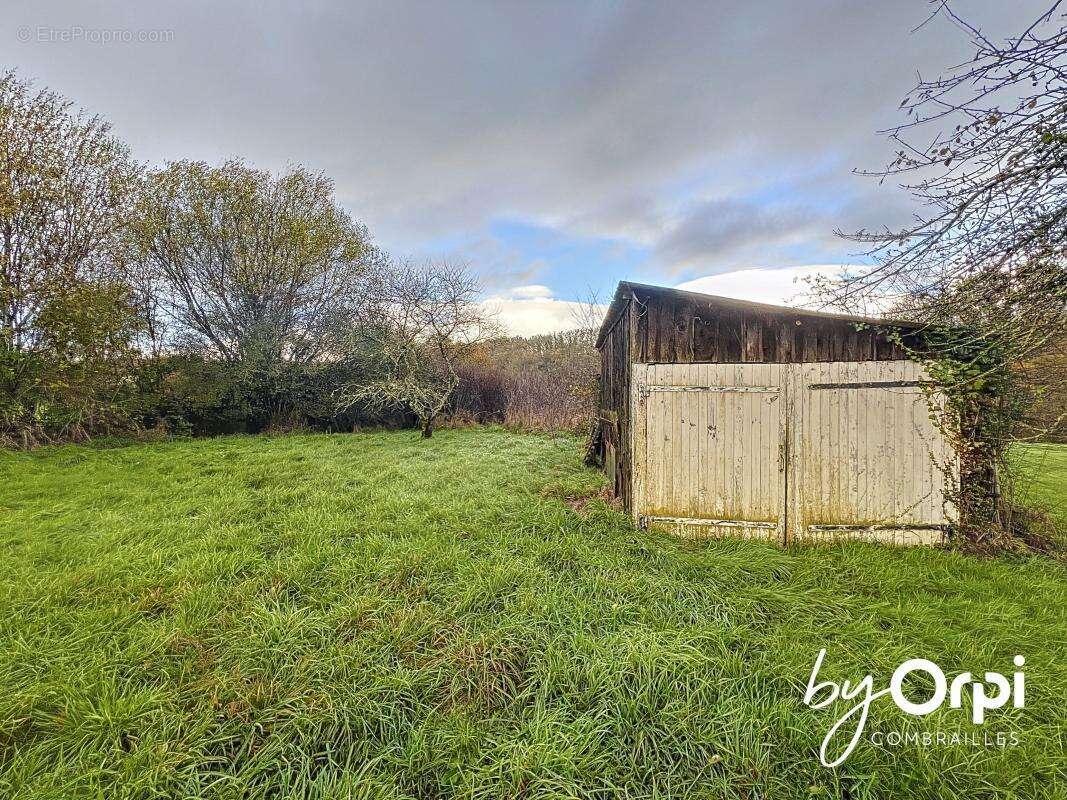 Maison à SAINT-ELOY-LES-MINES