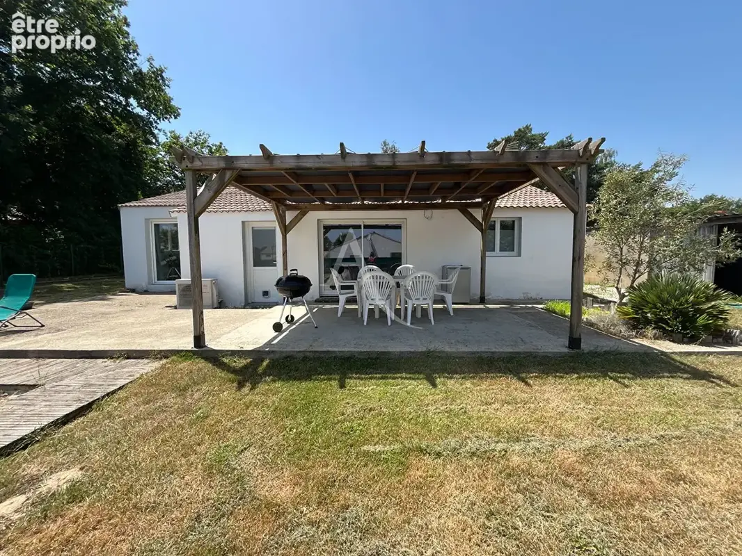 Maison MARTINET - 3 chambres - photo 12
