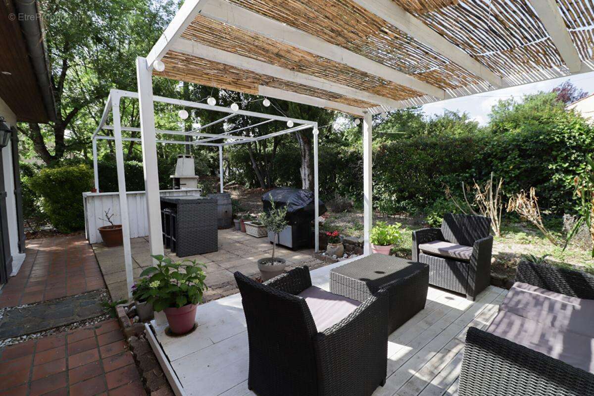 Maison à VIVIERS-LES-MONTAGNES