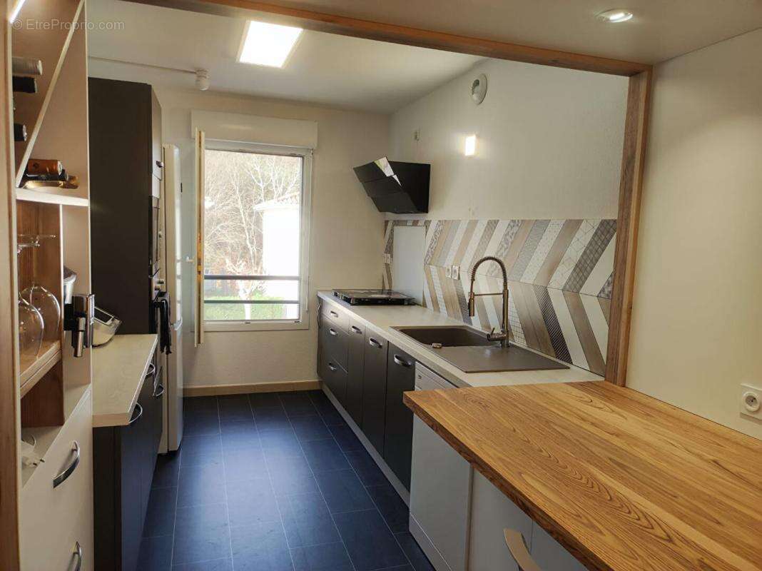 Appartement à BELIN-BELIET