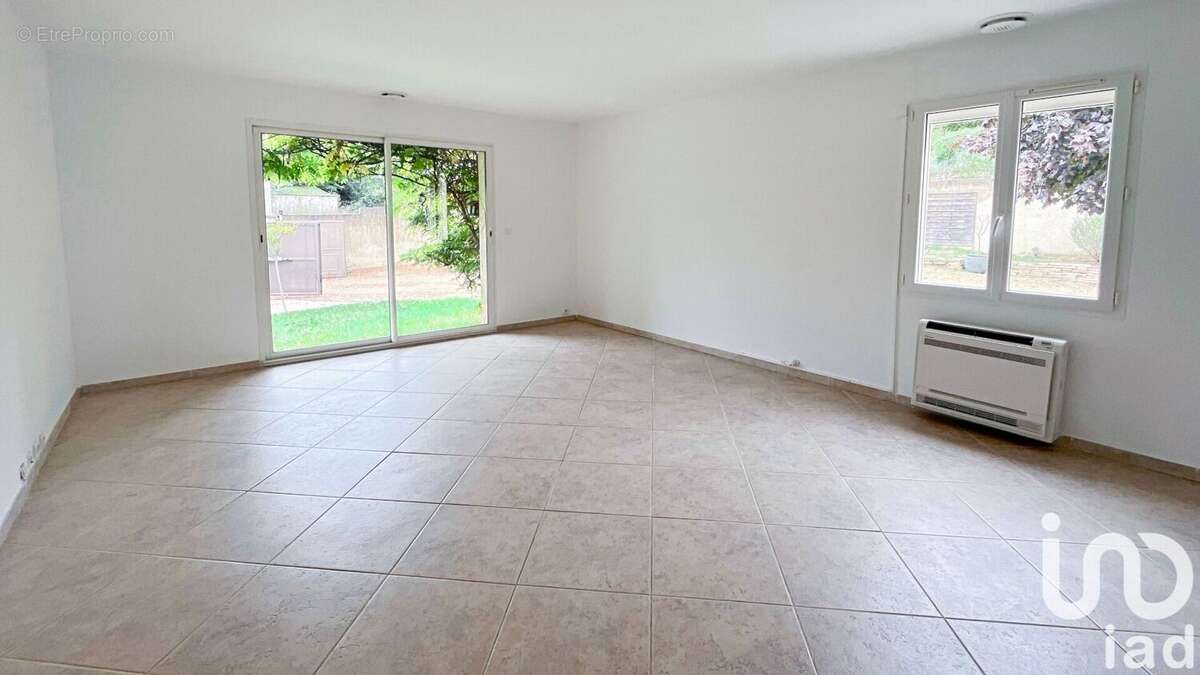 Photo 9 - Maison à SABRAN