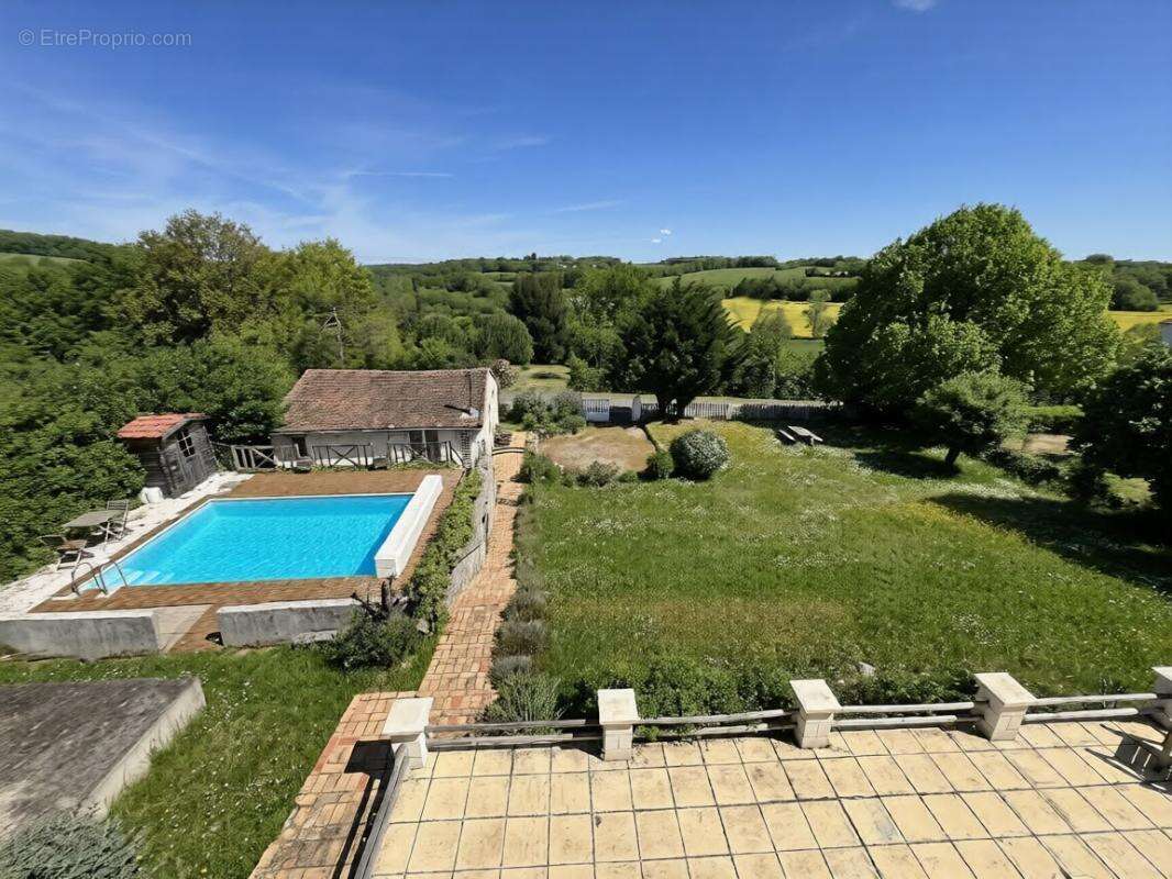 Maison avec Piscine Varaignes 7 pièce(s) 190 m2 - photo 10