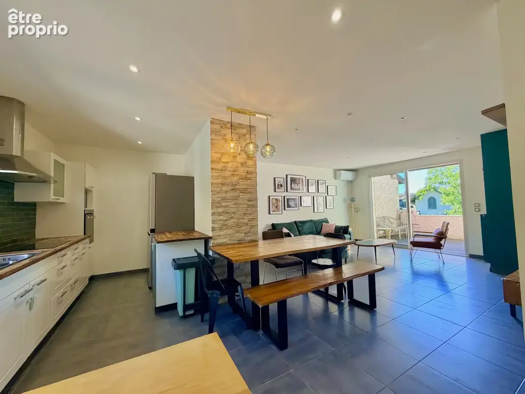 Maison 3 pièces 75 m2 avec terrasse, garage et stationnements — Rillieux-la-Pape - photo 4