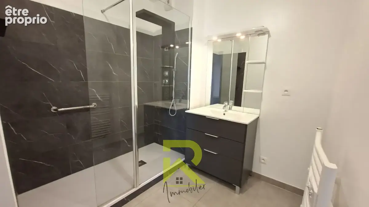 À 200 m de la plage, un appartement prêt à vivre 60 m2 - photo 16