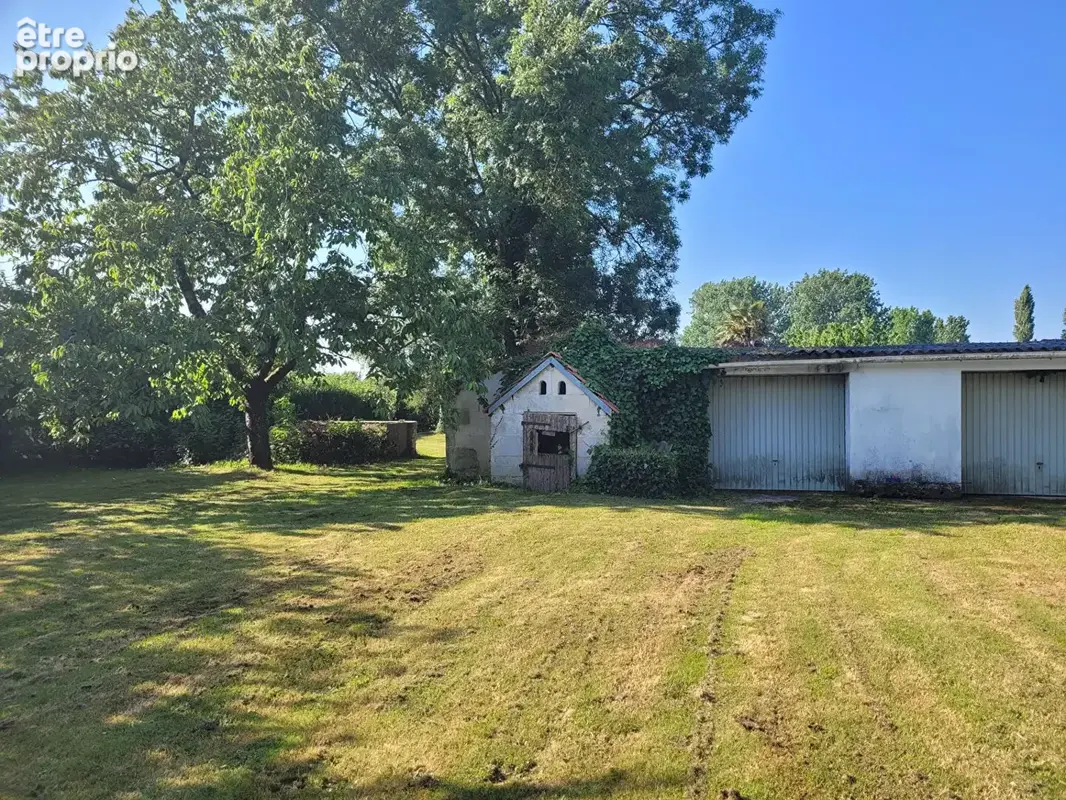 SAINT LAURENT DE LA PREE maison ancienne de 178 m² sur parcelle de 1650 m² - 2 garages - photo 16