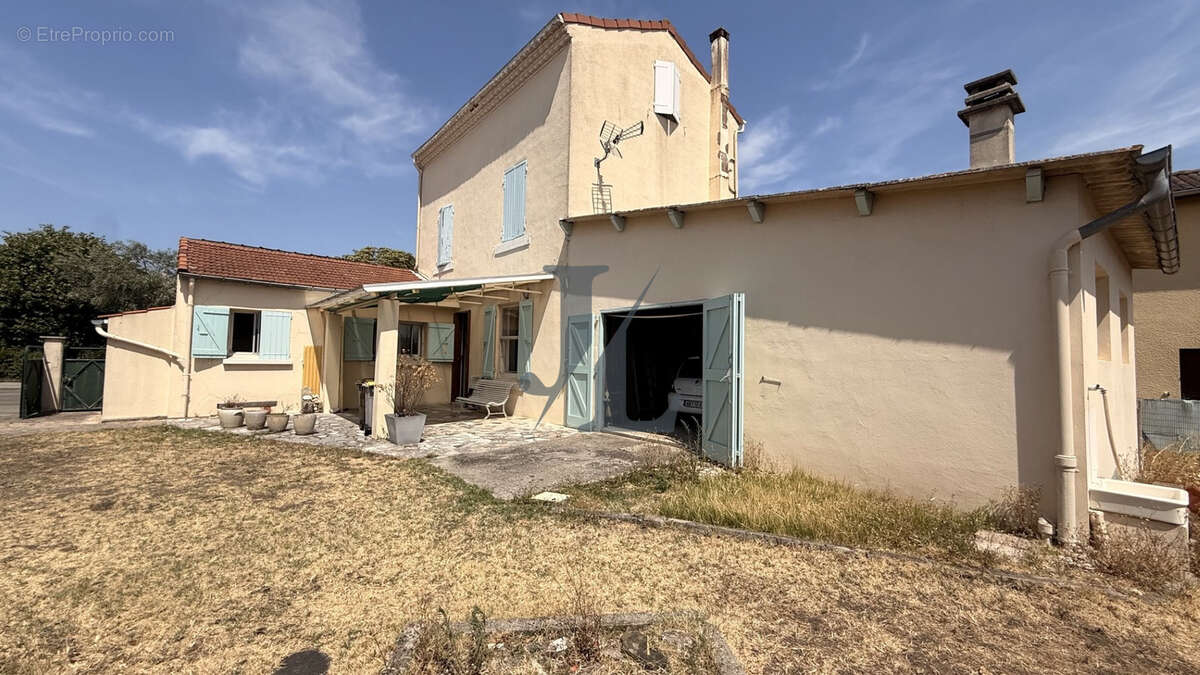 Maison des annees 30 avec terrain a batir - photo 14