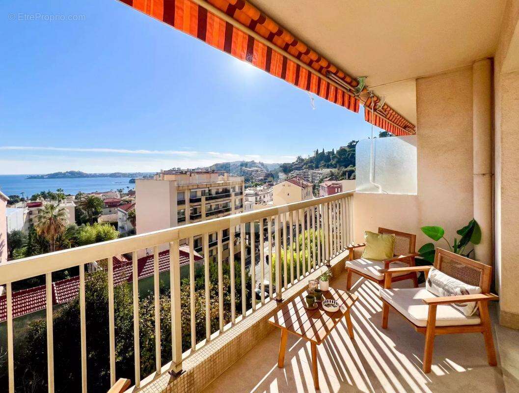 Appartement à BEAULIEU-SUR-MER