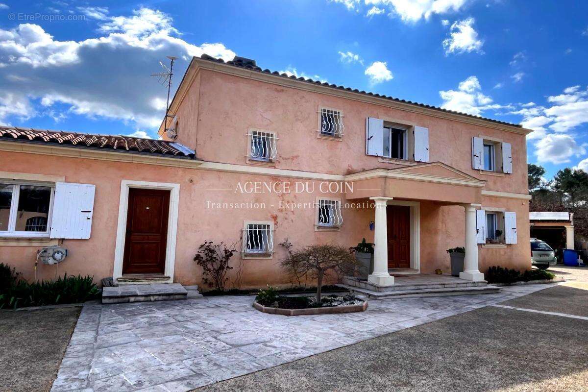 Maison à TRANS-EN-PROVENCE