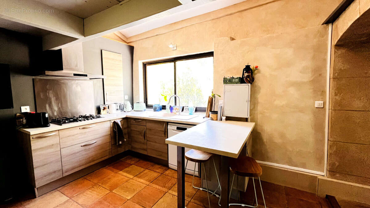 Maison à CAUSSES-ET-VEYRAN