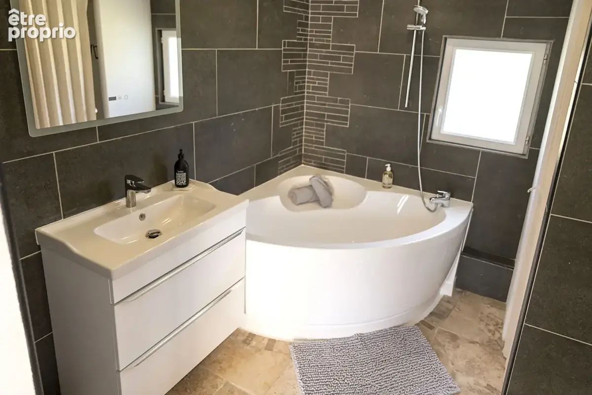 Garéoult Maison 5 pièces avec piscine au calme et proche des commodités - photo 7