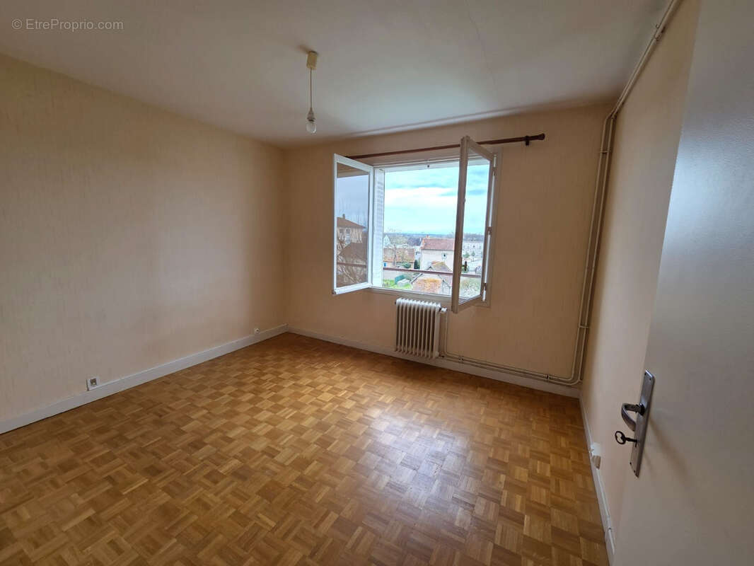 Appartement à VARENNES-SUR-ALLIER