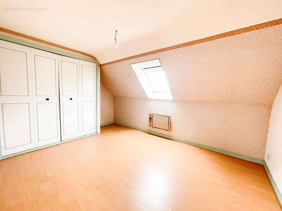 Maison à PLOUNEOUR-MENEZ