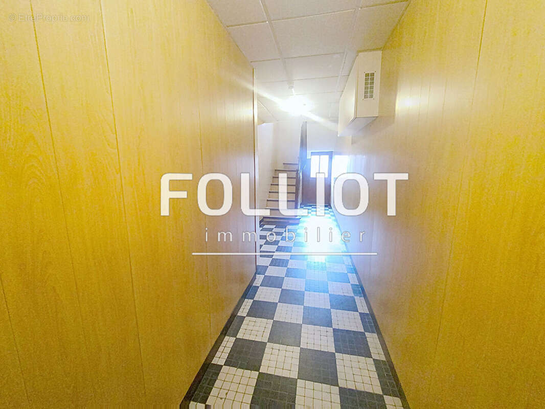 Appartement à FOUGERES