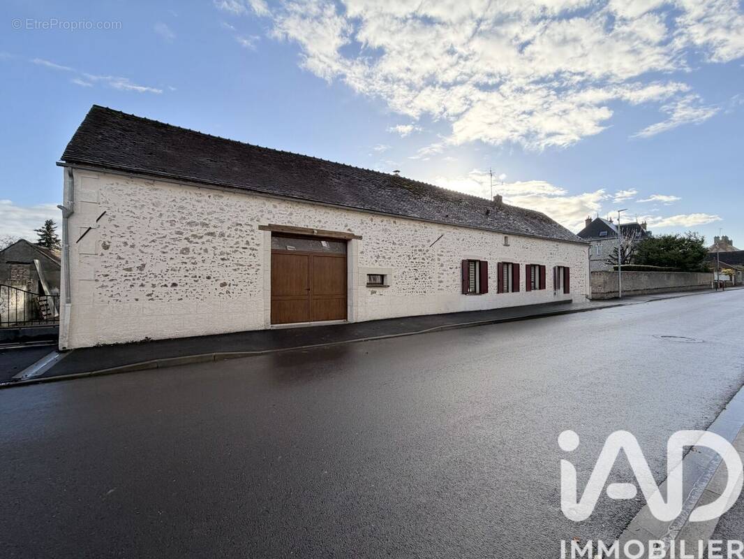 Photo 1 - Maison à JOUY