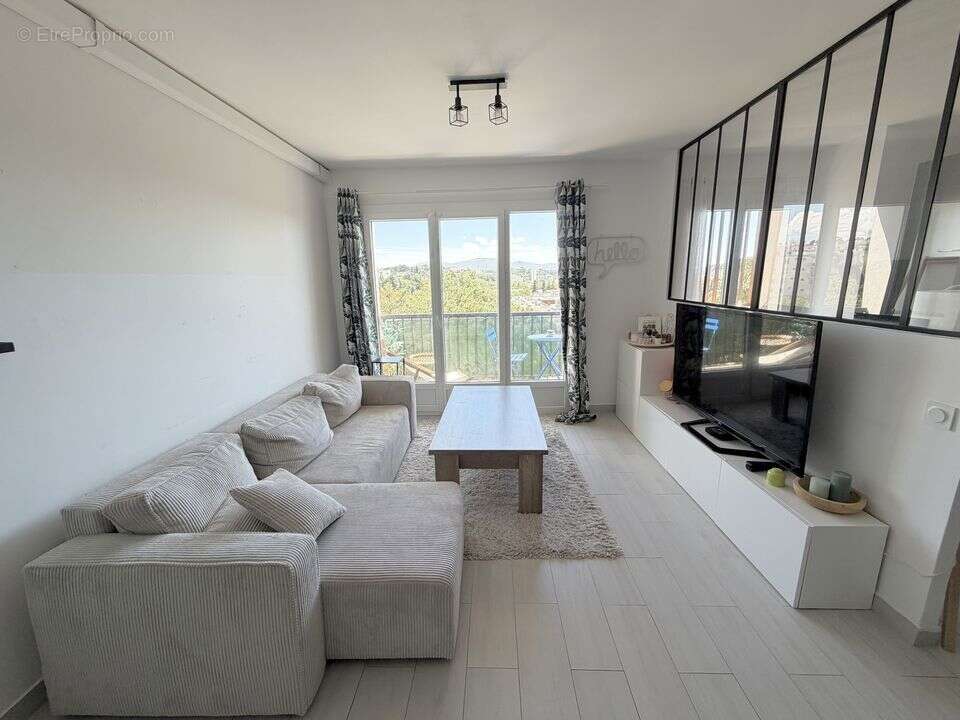 Appartement à MARSEILLE-13E