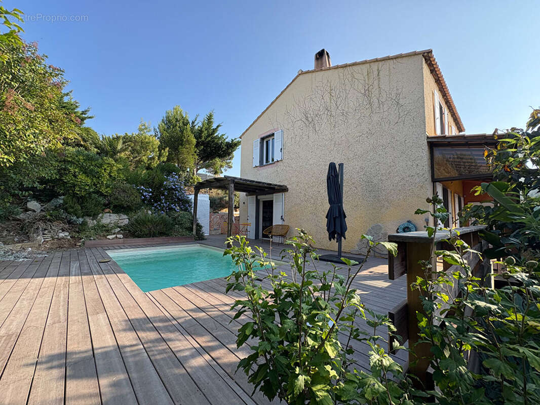 Maison à SAUSSET-LES-PINS