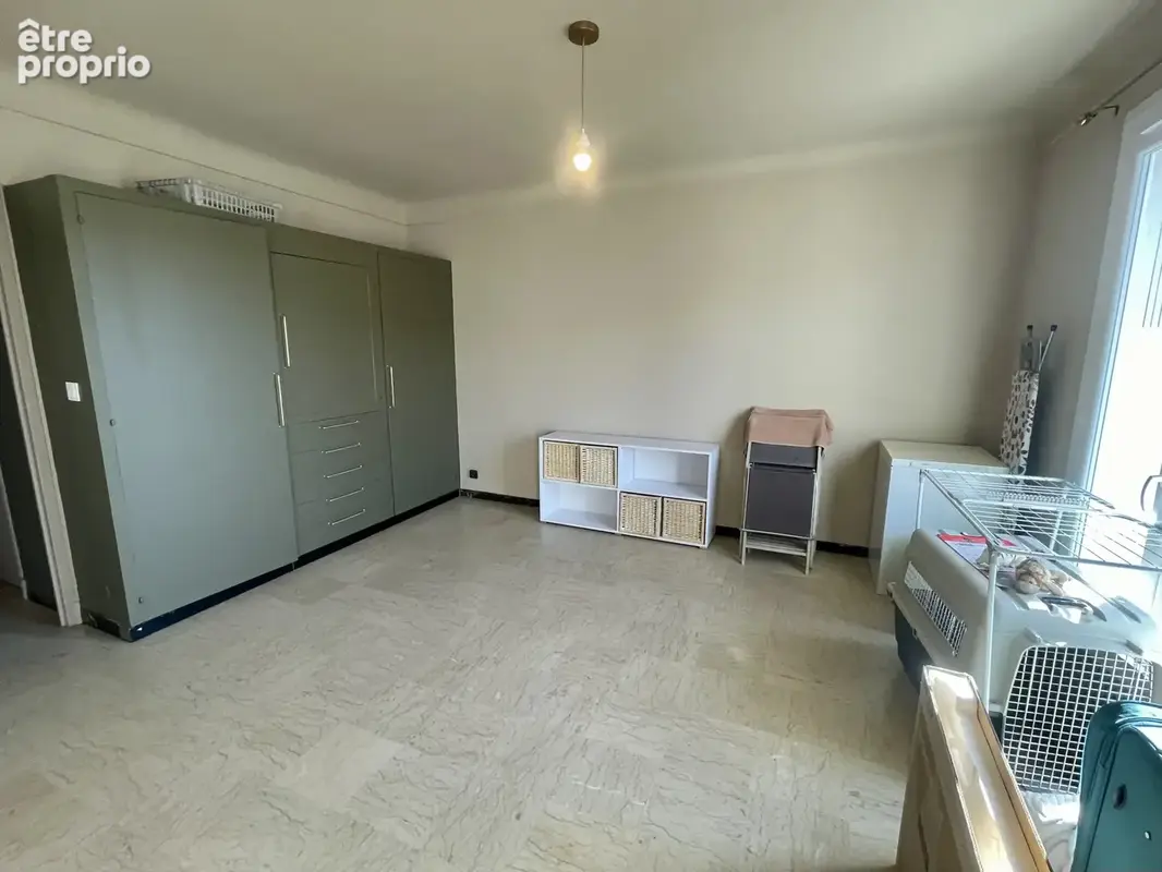 Appartement F3 La Lunette 81 m2 avec balcons, parking et cave - photo 5