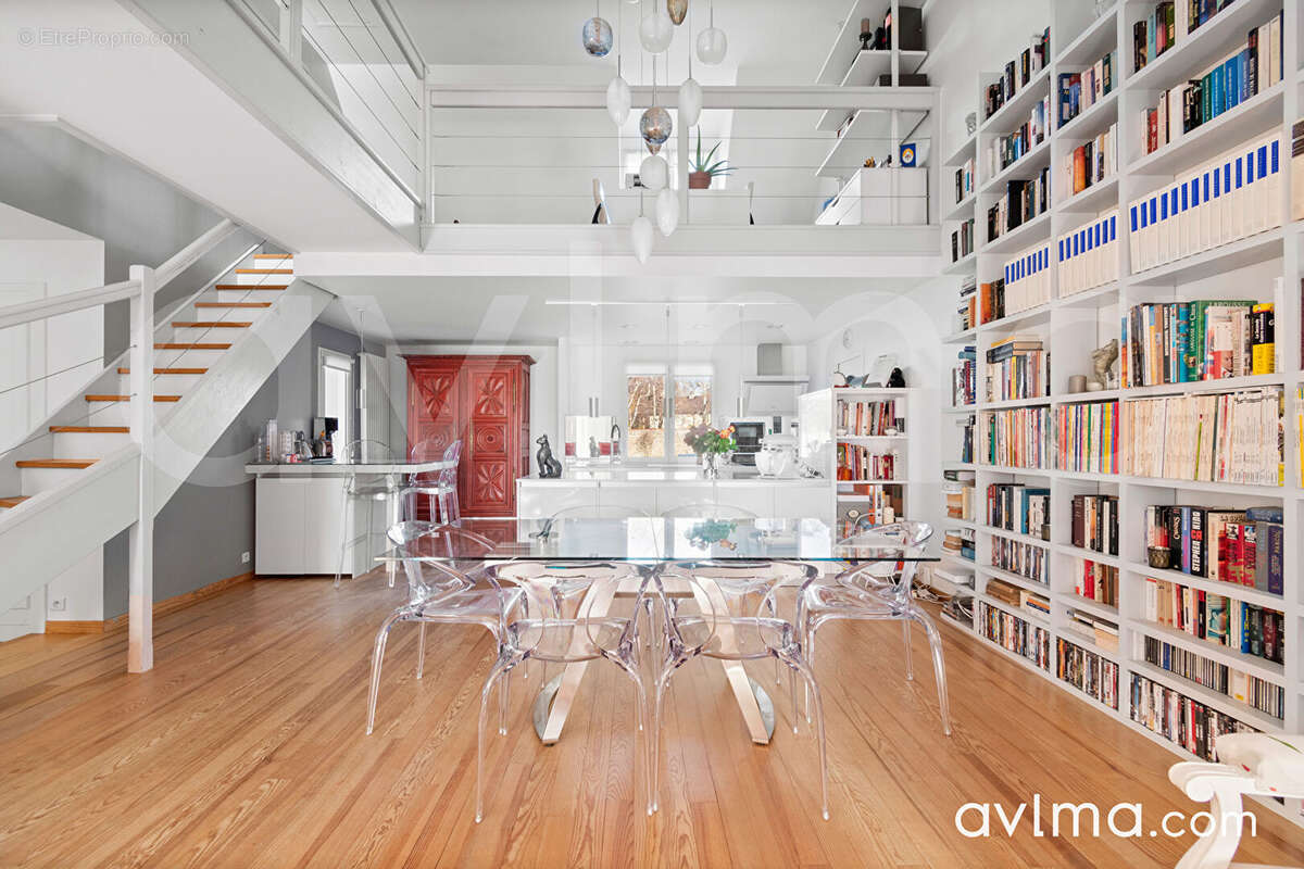 Maison à FEUCHEROLLES