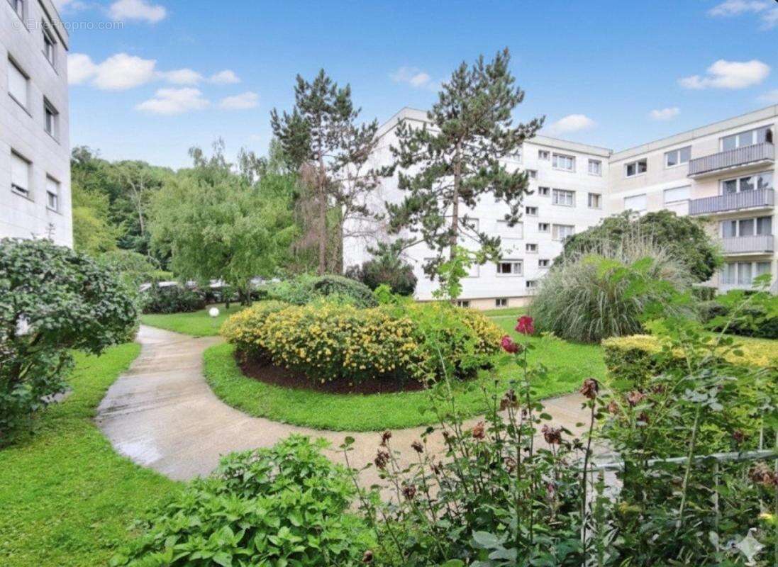 Appartement à AUBERGENVILLE