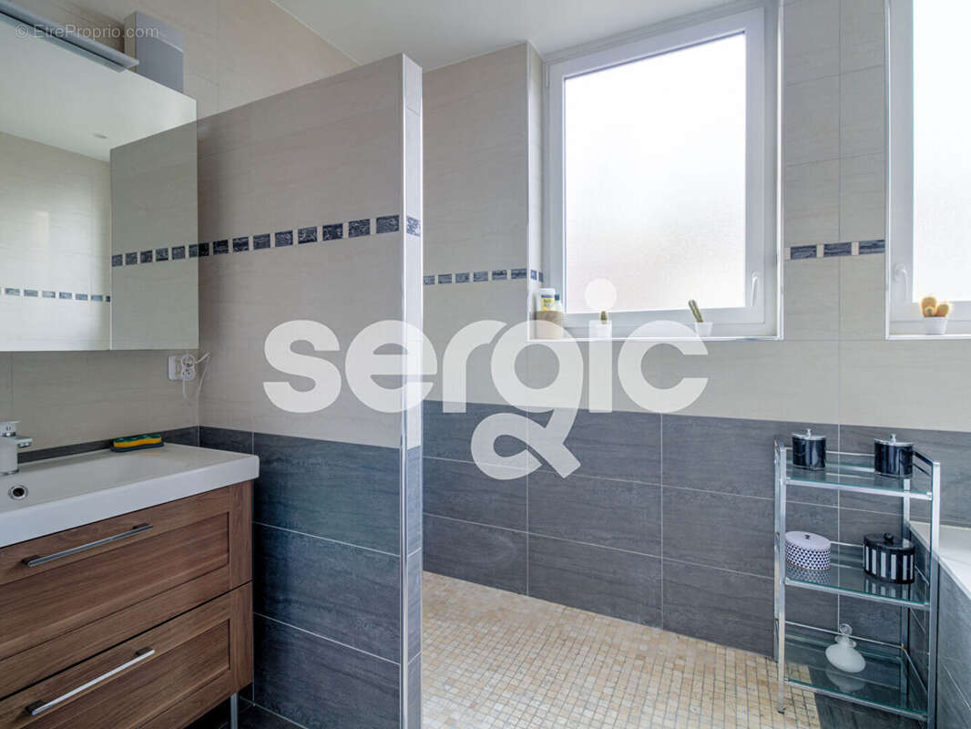 Maison à BOIS-COLOMBES