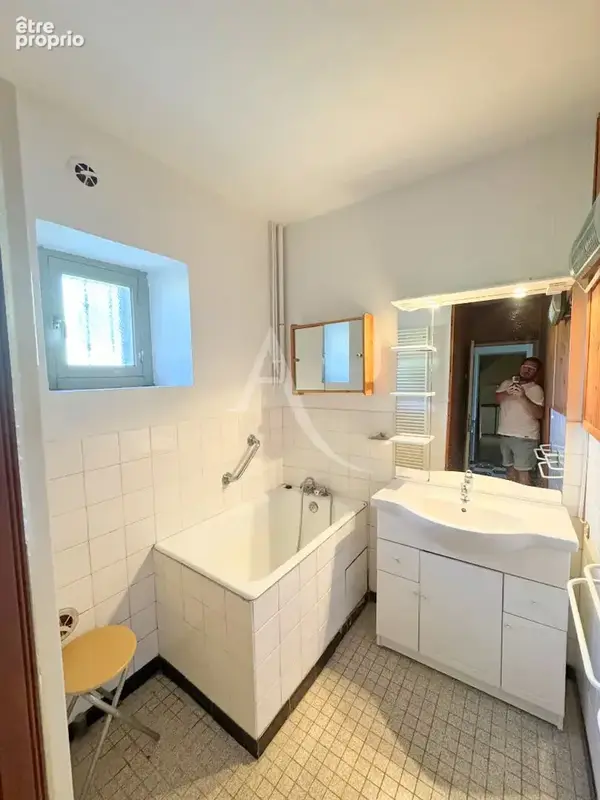 SONNAC SUR L'HERS:  Maison familiale  -  5 pièces  Terrain de 1382 + Hangar de 63 m² - photo 9