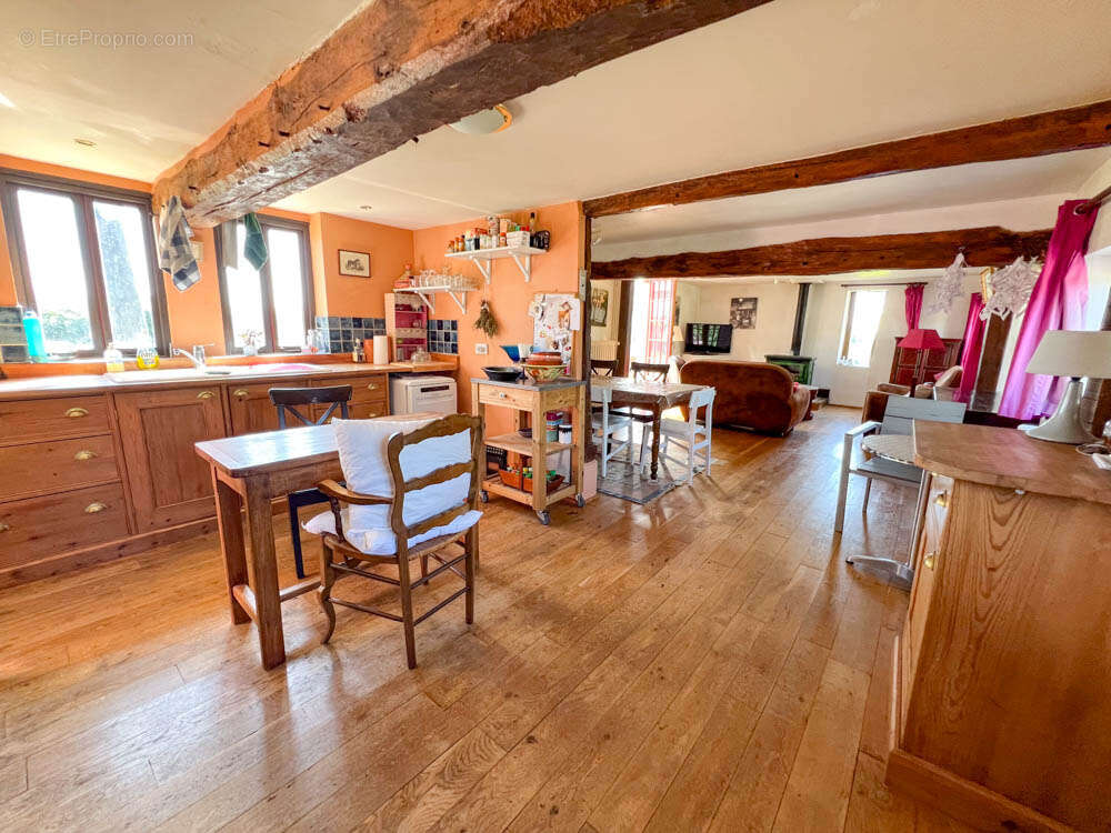 Maison à VIMOUTIERS