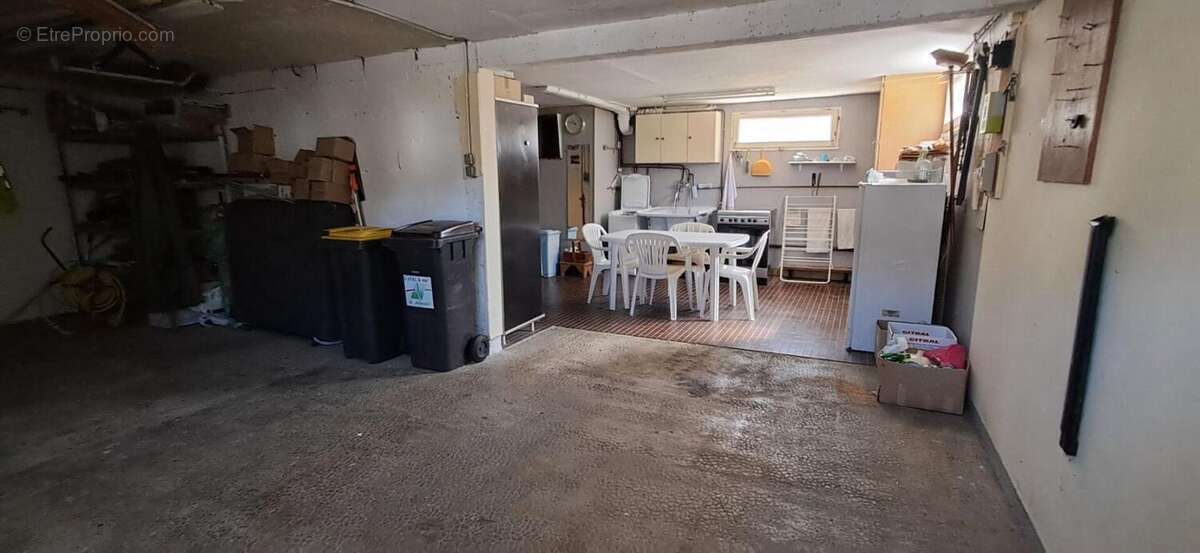 Maison LAVAL très bon secteur (hilard) 4 pièce(s) / 2chs +1 / 83 m2 - photo 8