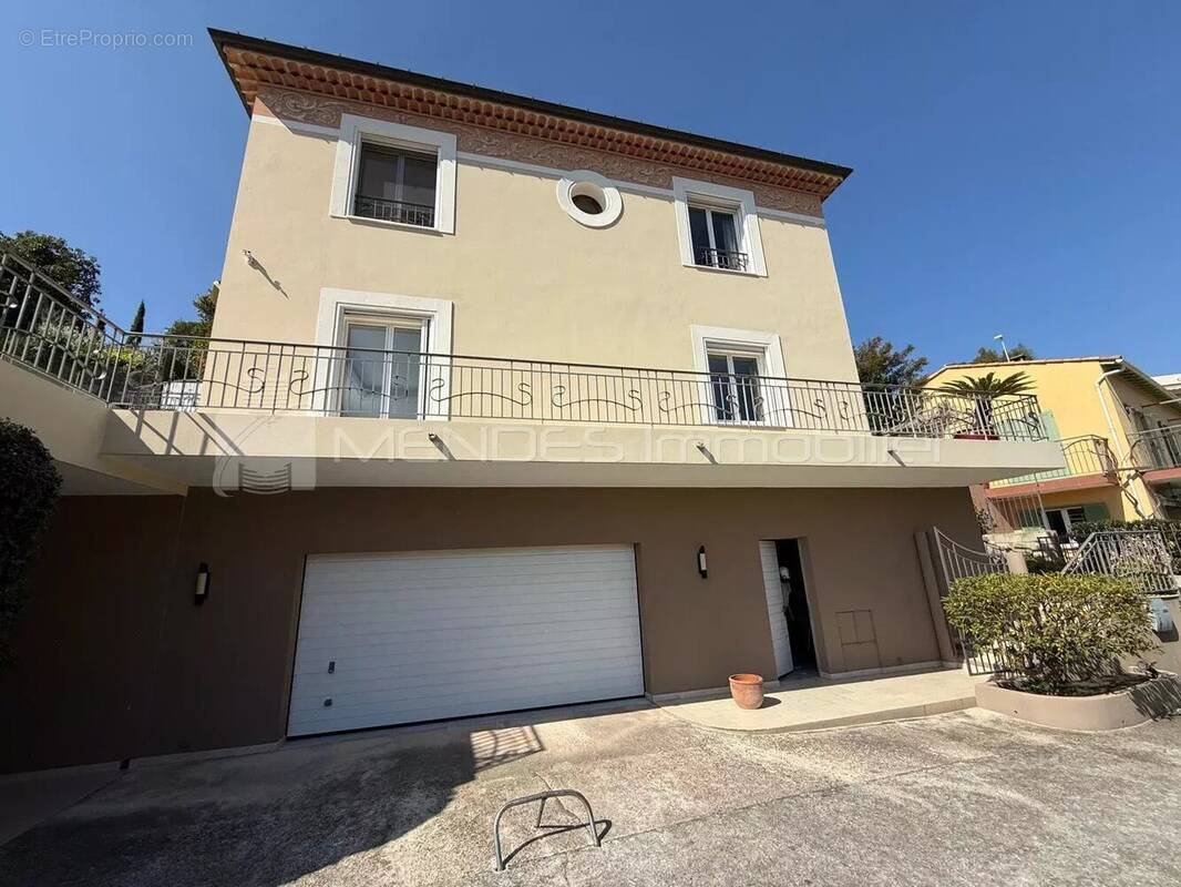 Maison à MENTON
