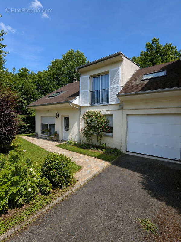Maison à RIS-ORANGIS