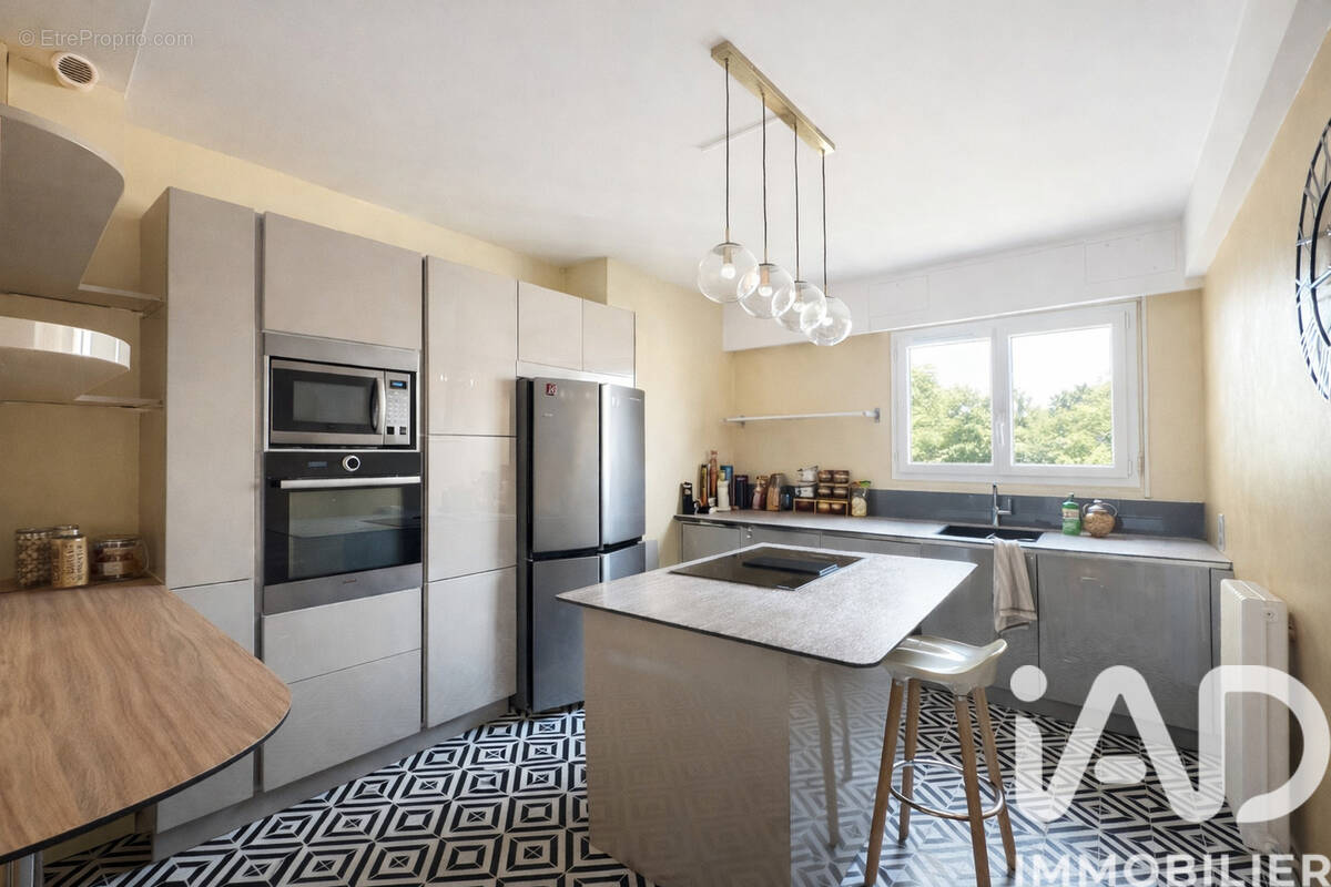 Photo 1 - Appartement à SAINT-NOM-LA-BRETECHE