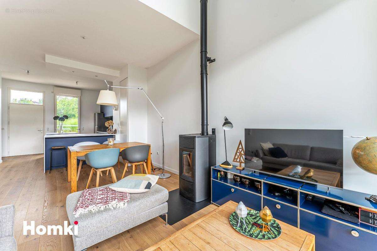 Maison à LE BOUSCAT