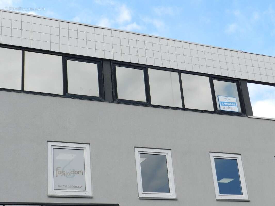 Dpt Isère (38), à vendre GRENOBLE Bureaux (ou à louer) - photo 4