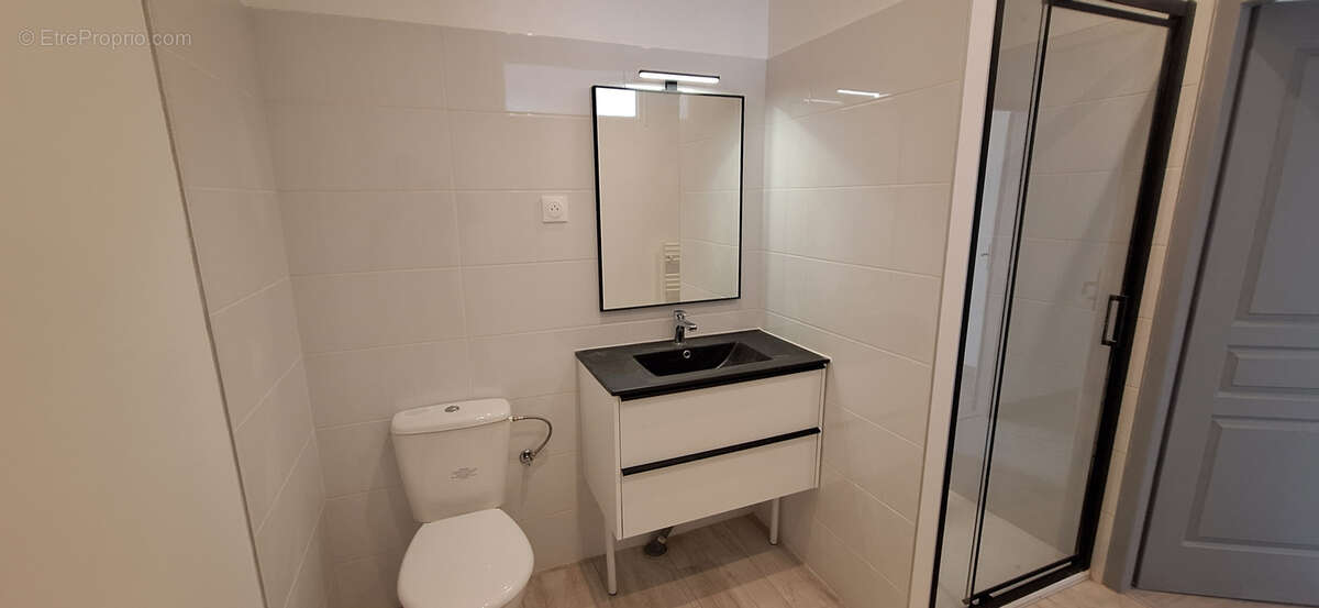 Appartement à VILLENEUVE-L'ARCHEVEQUE