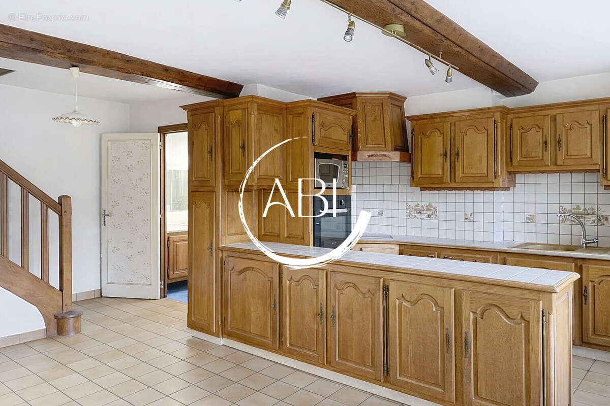 Maison à JOUE-DU-BOIS