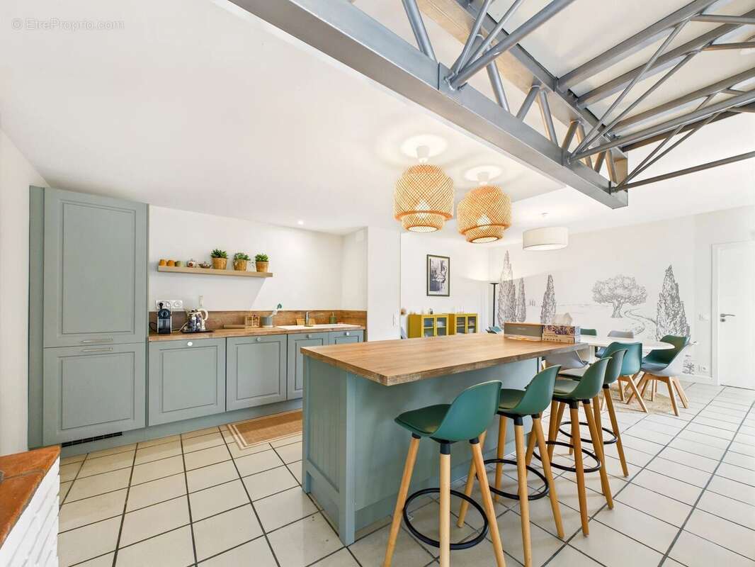 Conversion de grange moderne et ferme familiale traditionnelle - photo 3