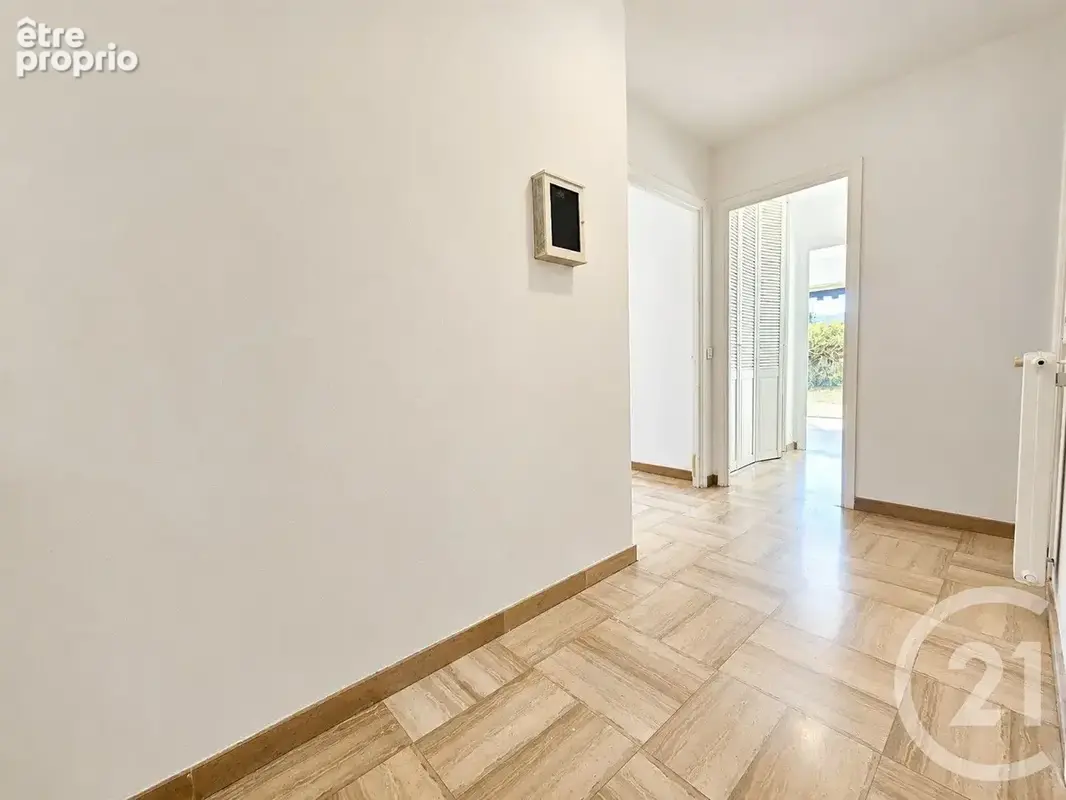 Appartement 3 pièces 68 m² à vendre à Saint-Laurent-Du-Var (06700) - photo 15