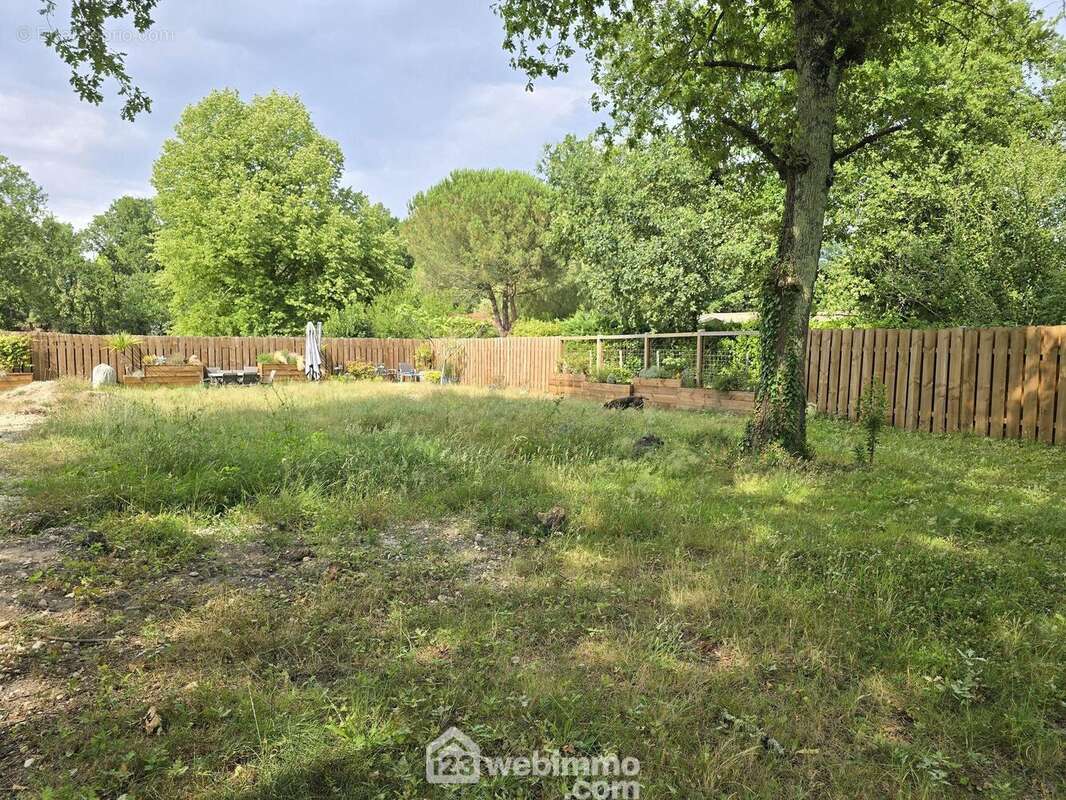 Beau terrain constructible